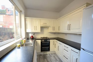 5 bed house, Wavertree, Liverpool, L154LH - Image 3