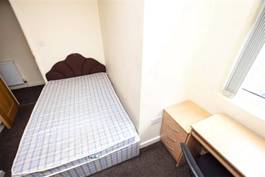 7 bed house, Heeley Road, Selly Park, Birmingham, B296EL - Image 4