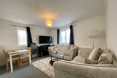 2 bed flat, Pengam Green, Cardiff, CF242TX - Image 2