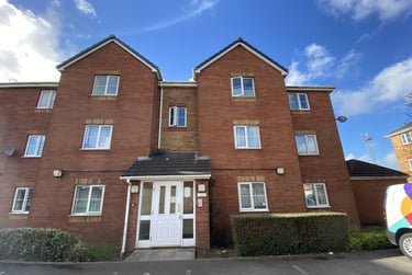 2 bed flat, Pengam Green, Cardiff, CF242TX - Image 7