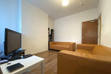 4 bed house, Roath, Plasnewydd, Cardiff, CF244TY - Image 2