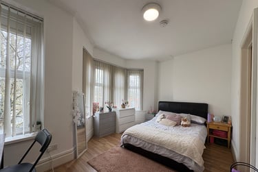 6 bed house, Cathays, Cardiff, CF244HW - Image 3