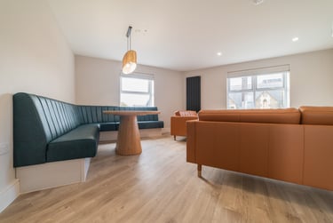 6 bed flat, Cathays, Cardiff, CF244JJ - Image 1