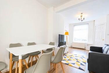 2 bed flat, Wavertree, Liverpool, L151EN - Image 3