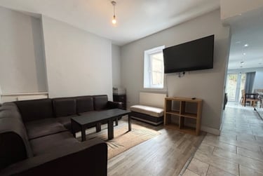 6 bed house, Cathays, Plasnewydd, Cardiff, CF244AL - Image 2
