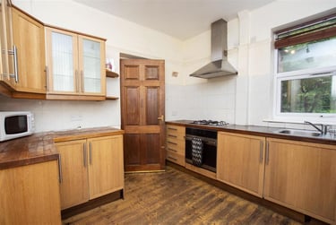 4 bed house, Langleys Road, Selly Oak, Birmingham, B296HP - Image 1