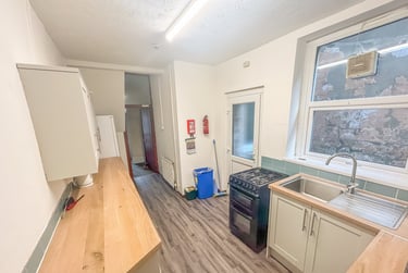 1 bed house, Treforest, Pontypridd, CF371RZ - Image 6