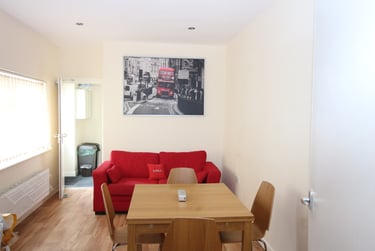 5 bed house, Roath, Cathays, Cardiff, CF244RR - Image 2
