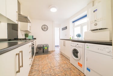 4 bed house, Cathays, Plasnewydd, Cardiff, CF244BQ - Image 3