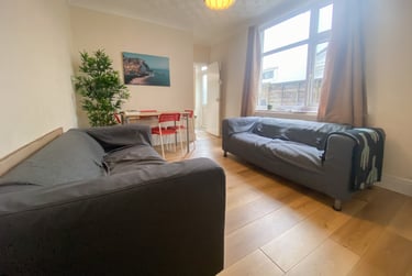 5 bed house, Roath, Cathays, Cardiff, CF244RR - Image 1