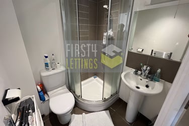 4 bed flat, Vaughan Way, Highfields, Leicester, LE14SH - Image 8