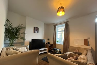 3 bed house, Cathays, Plasnewydd, Cardiff, CF244DF - Image 1