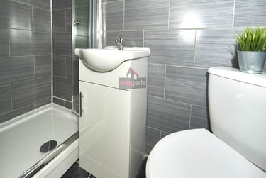 2 bed flat, Salford, Seedley, M55JJ - Image 4