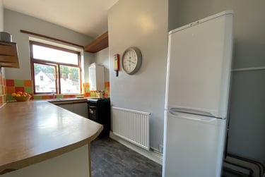 3 bed flat, Cathays, Plasnewydd, Cardiff, CF244AT - Image 2