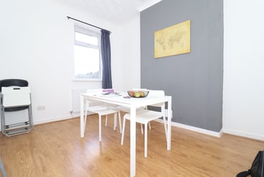5 bed house, Cathays, Cardiff, CF244HS - Image 2