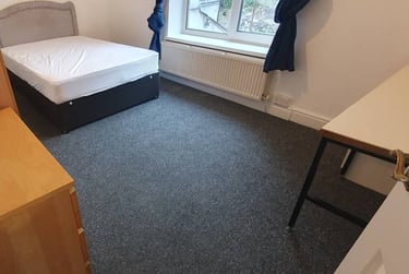 1 bed flat, N/A, Cathays, Cardiff, CF244DY - Image 3