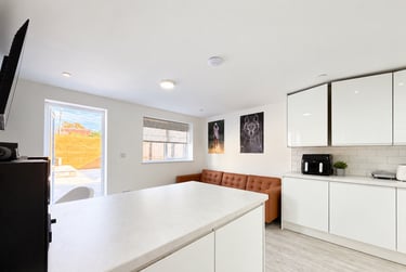 7 bed house, Cathays, Plasnewydd, Cardiff, CF244DG - Image 2