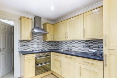 4 bed house, Cathays, Cardiff, CF244NT - Image 2