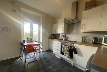 4 bed house, Cathays, Cardiff, CF244QU - Image 2