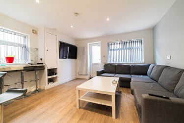 6 bed house, Roath, Plasnewydd, Cardiff, CF243DB - Image 3