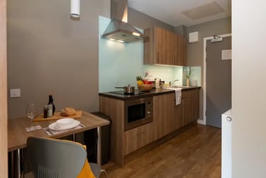 Silver Studio - Image 3