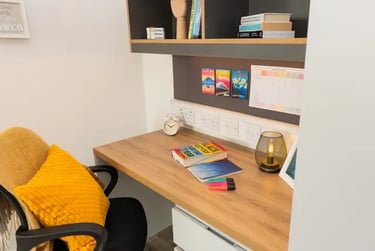 Gold Shared House - Image 3