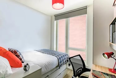 Bronze Ensuite - Image 2