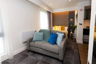 Diamond Plus Studio at Glasgow West End, Kelvinhaugh Street, City Centre, Glasgow, G38PX - Image 4