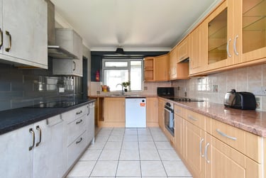 6 bed house, Buckingham Road, Eaton, Norwich, NR47DG - Image 2