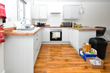 6 bed house, Calthorpe Road, Clover Hill, Norwich, NR58RN - Image 1