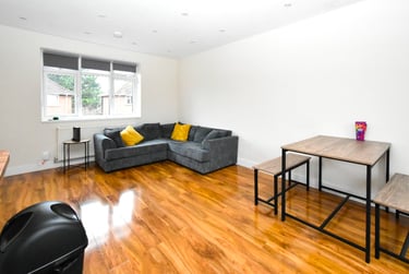 6 bed house, Calthorpe Road, Clover Hill, Norwich, NR58RN - Image 3
