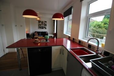 6 bed house, Winchcomb Road, Earlham, Norwich, NR23UF - Image 3