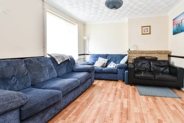 5 bed house, Wakefield Road, Earlham, Norwich, NR58JE - Image 2