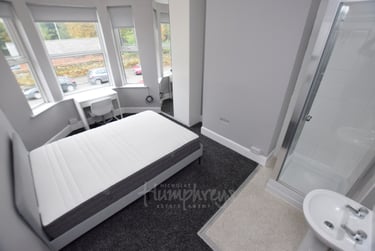 1 bed house, London Road, Far Cotton, Northampton, NN48AL - Image 1