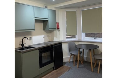 1 bed studio, Watkin Terrace, Barrack Road, Northampton, NN13ER - Image 6