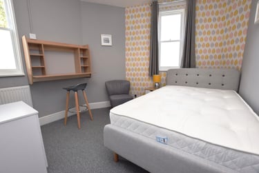 1 bed house, Burns Street, Barrack Road, Northampton, NN13QE - Image 1