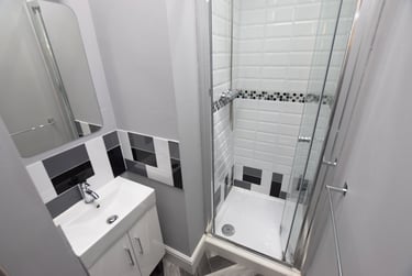 1 bed house, Burns Street, Barrack Road, Northampton, NN13QE - Image 3