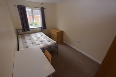 1 bed house, West Cotton Close, Far Cotton, Northampton, NN48BX - Image 1