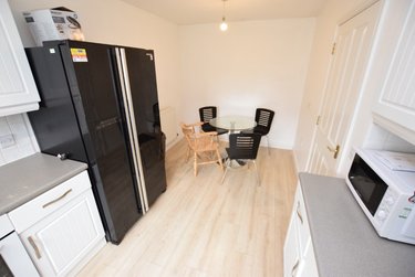 1 bed house, West Cotton Close, Far Cotton, Northampton, NN48BX - Image 3
