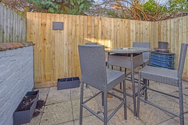 1 bed house, Denmark Road, City Centre, Northampton, NN15QS - Image 3
