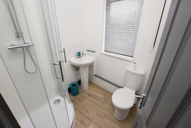 1 bed house, Victoria Promenade, City Centre, Northampton, NN11HH - Image 2