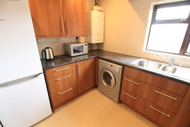 3 bed flat, Forest Road East, Arboretum, Nottingham, NG14HJ - Image 4