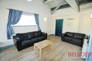 3 bed flat, Aberdeen Street, Hockley, Nottingham, NG31JB - Image 1