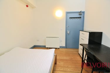 3 bed flat, Aberdeen Street, Hockley, Nottingham, NG31JB - Image 8