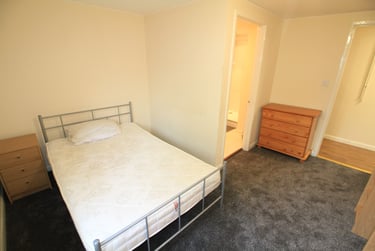 3 bed flat, Mansfield Road, Arboretum, Nottingham, NG13FT - Image 3