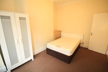 4 bed house, Tudor Grove, Arboretum, Nottingham, NG14HR - Image 9