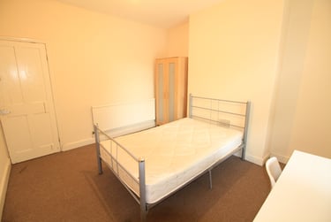 4 bed house, Cromwell Street, Arboretum, Nottingham, NG74GL - Image 11