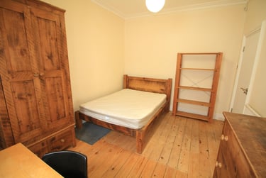 4 bed house, Tudor Grove, Arboretum, Nottingham, NG14HR - Image 6