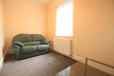 2 bed flat, North Sherwood Street, Arboretum, Nottingham, NG14EN - Image 5