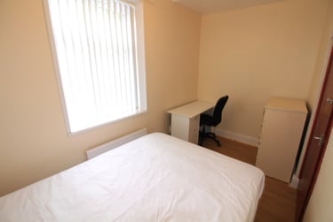 2 bed flat, North Sherwood Street, Arboretum, Nottingham, NG14EN - Image 9